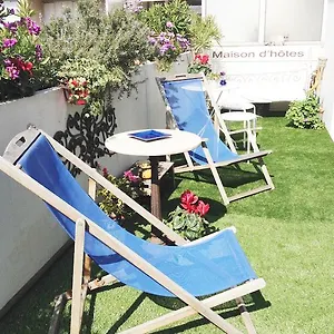 La Petite Maison Bed and breakfast